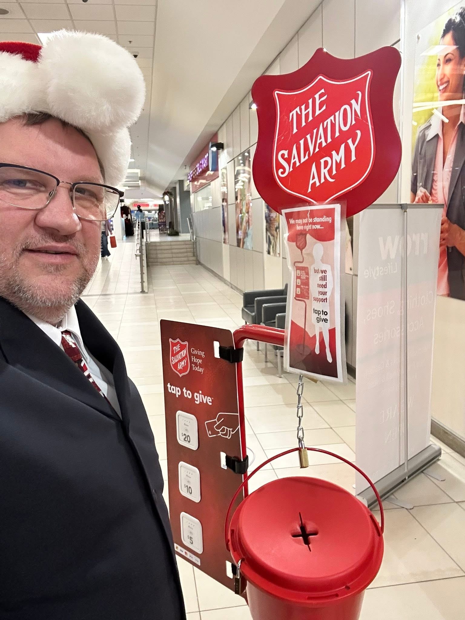 Major volunteering at the Kettle